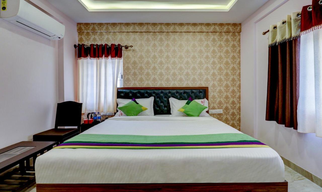 Treebo Three Street Inn Bangalore Exterior foto